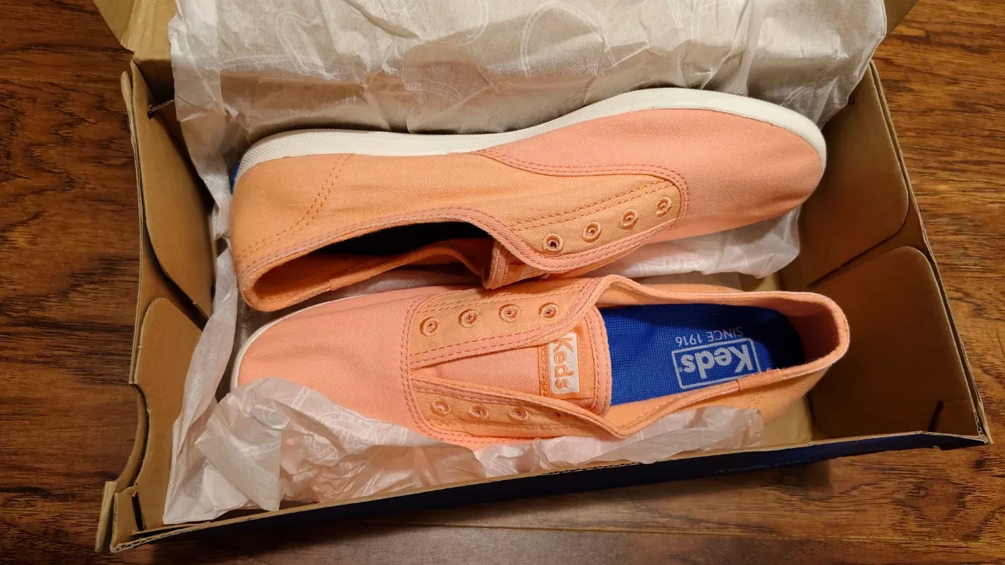 New Keds Hillax Peach Pin Women's Shoes - Size 7
