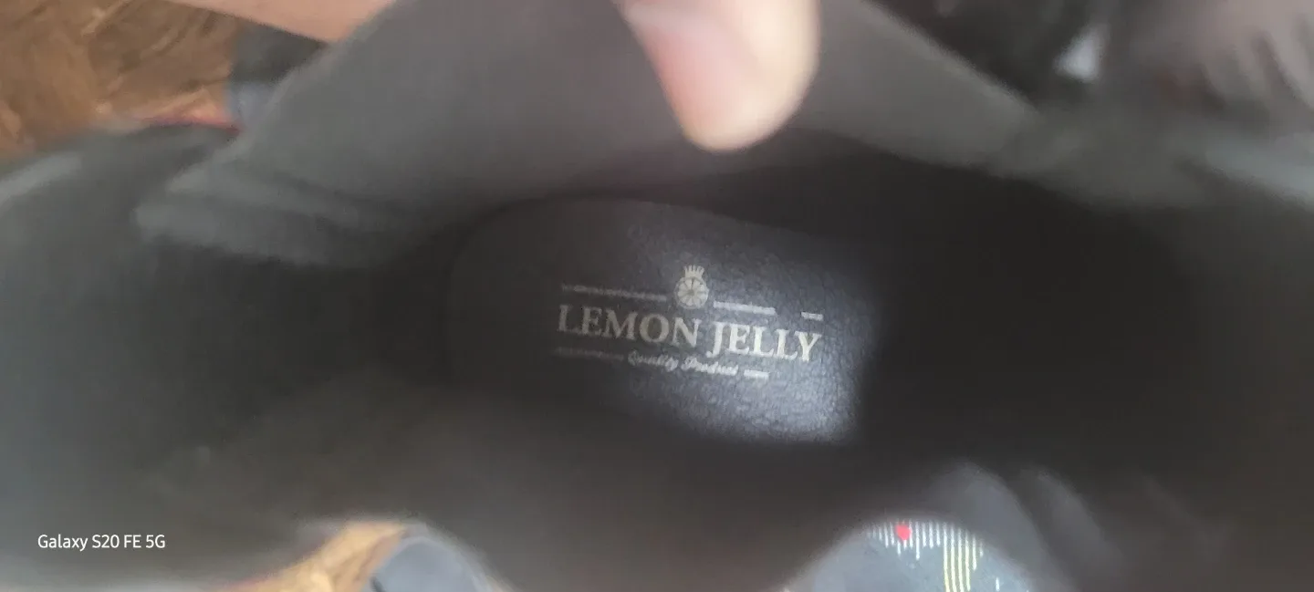 Lemon Jelly Black Rain Boots image indicator(3)