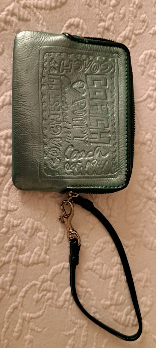 Coach Poppy Wristlet Wallet - Green