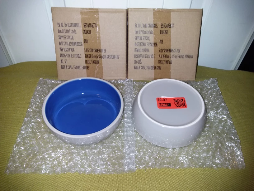 🐈 🆕 5 1/2" Stoneware Cat Dish 🚨 Retails $9.97+Tx 🐱