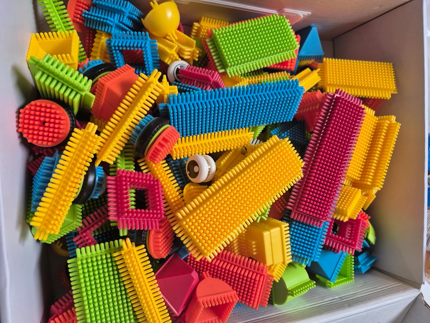 PicassoTiles Hedgehog Spiky Blocks – 240 PCS Building Set image indicator(5)