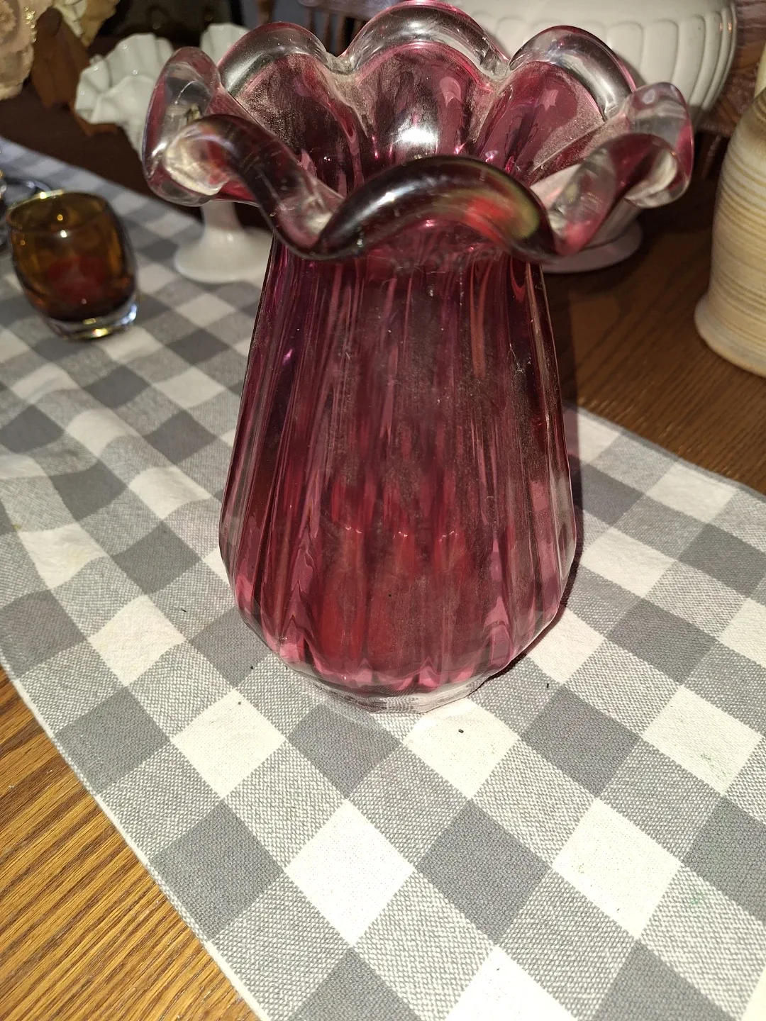 Vintage cranberry Glass Vase image indicator(3)