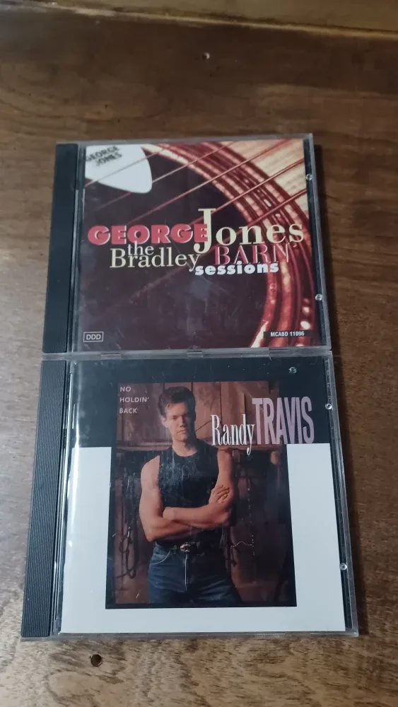 Mixed CDs: Garth Brooks, George Jones & more image indicator(3)
