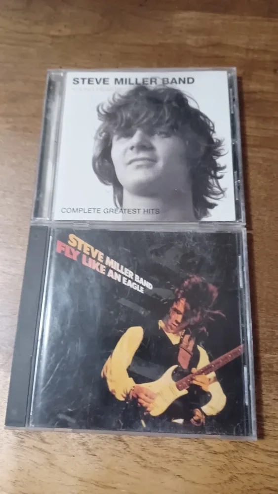 Mixed CDs: Garth Brooks, George Jones & more image indicator(4)