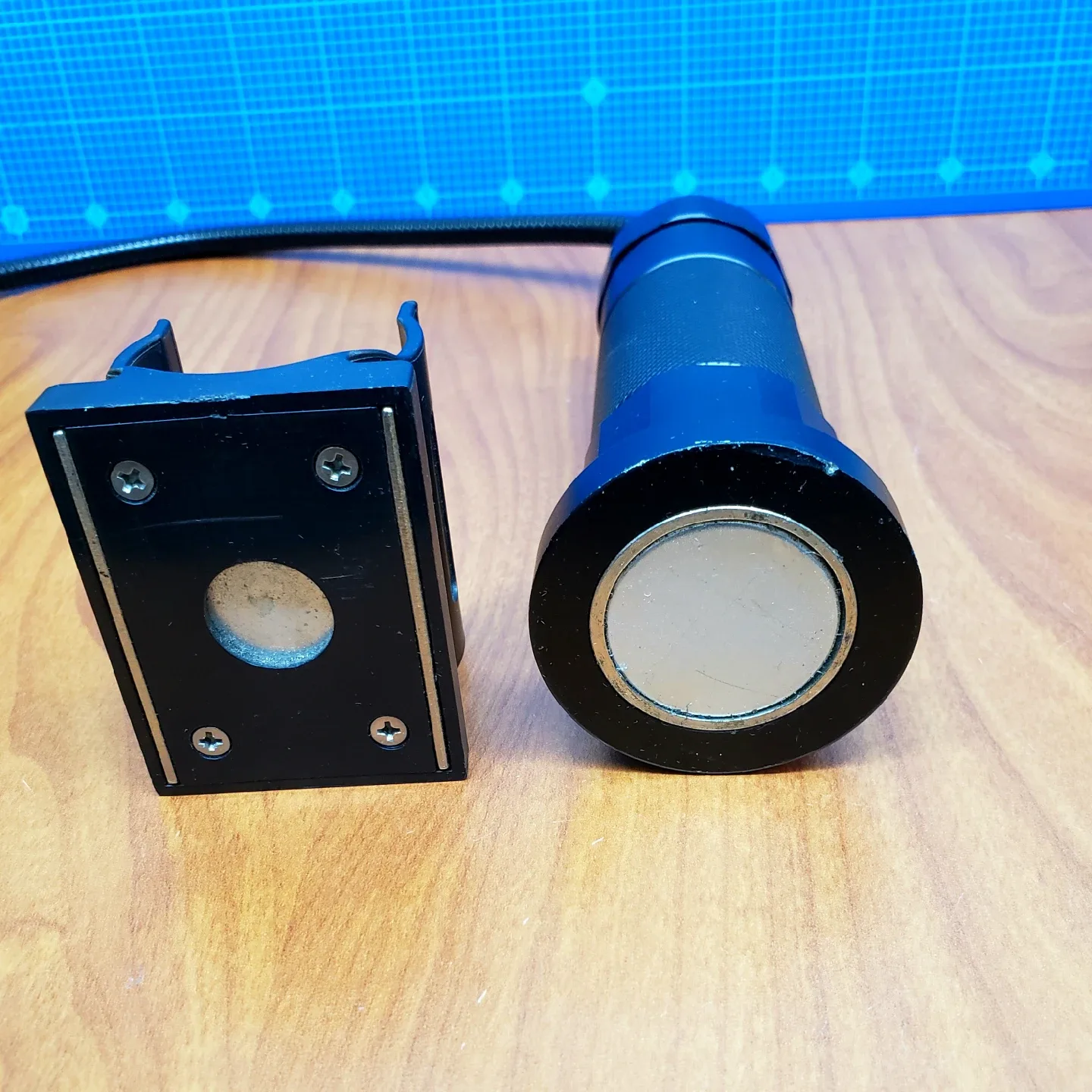 Magnetic-Mount LED Work Light image indicator(5)