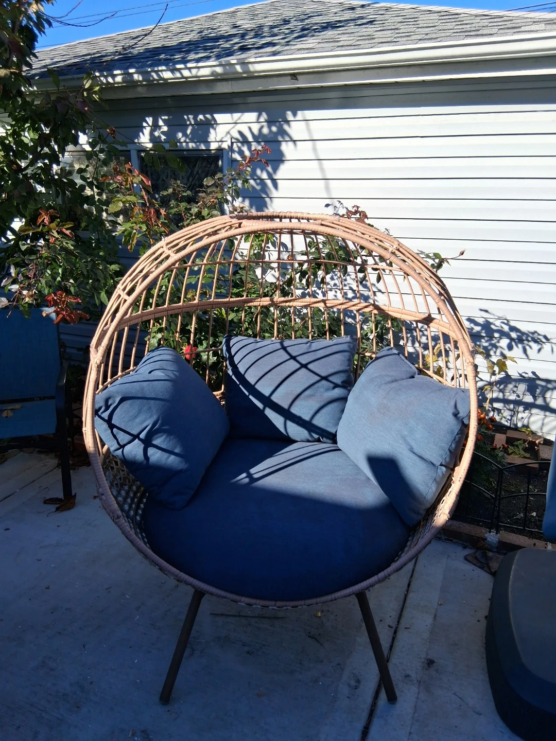 Rattan Egg Chair with Blue Cushions - photo 2