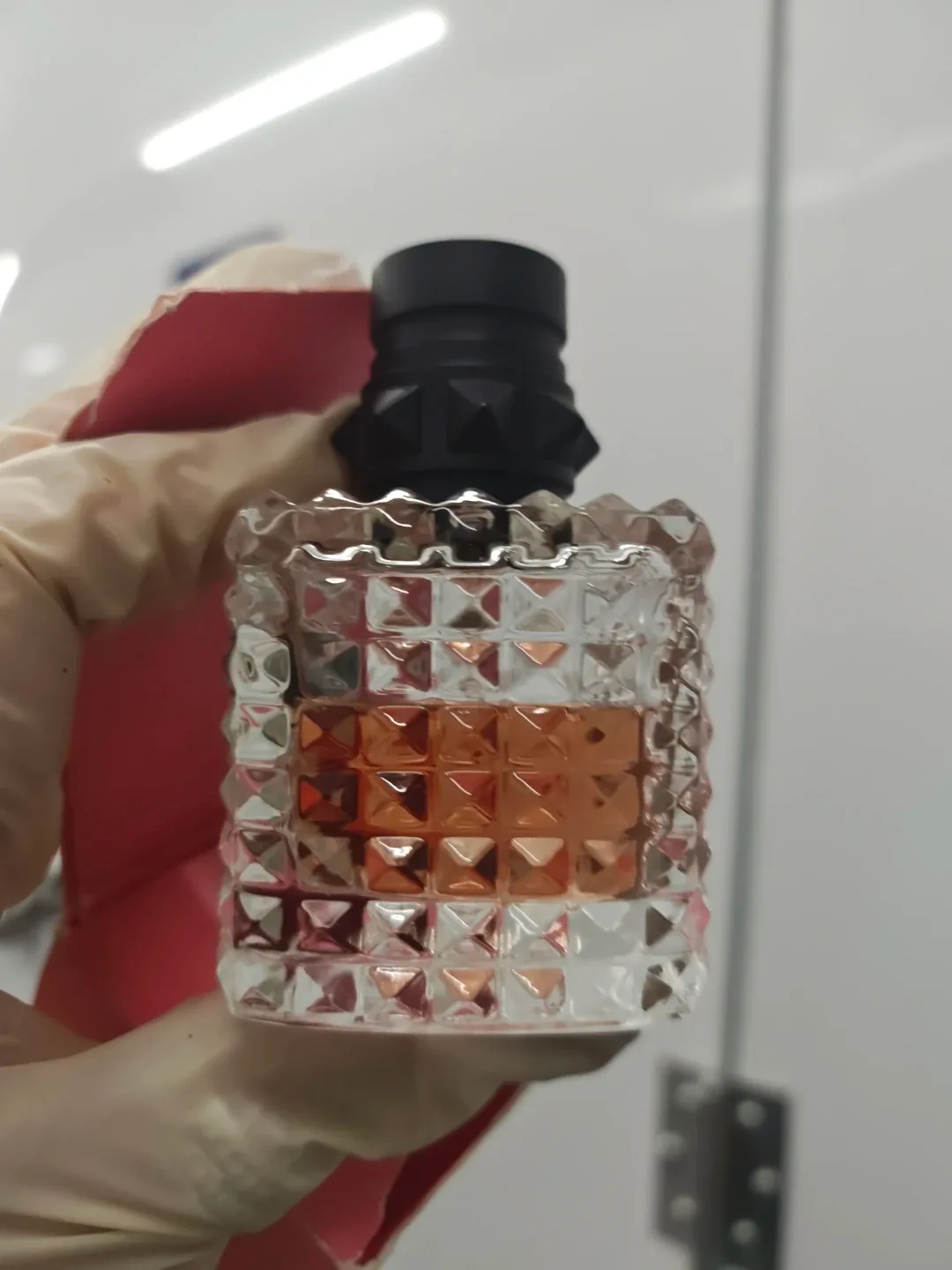 Valentino Donna Born In Roma 30ml image indicator(2)