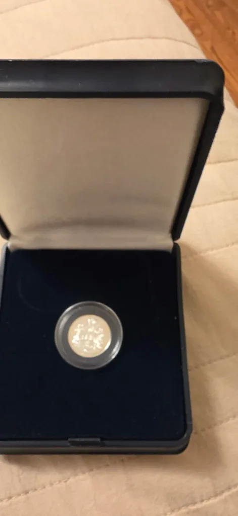 Collectible Coin in Case image indicator(4)