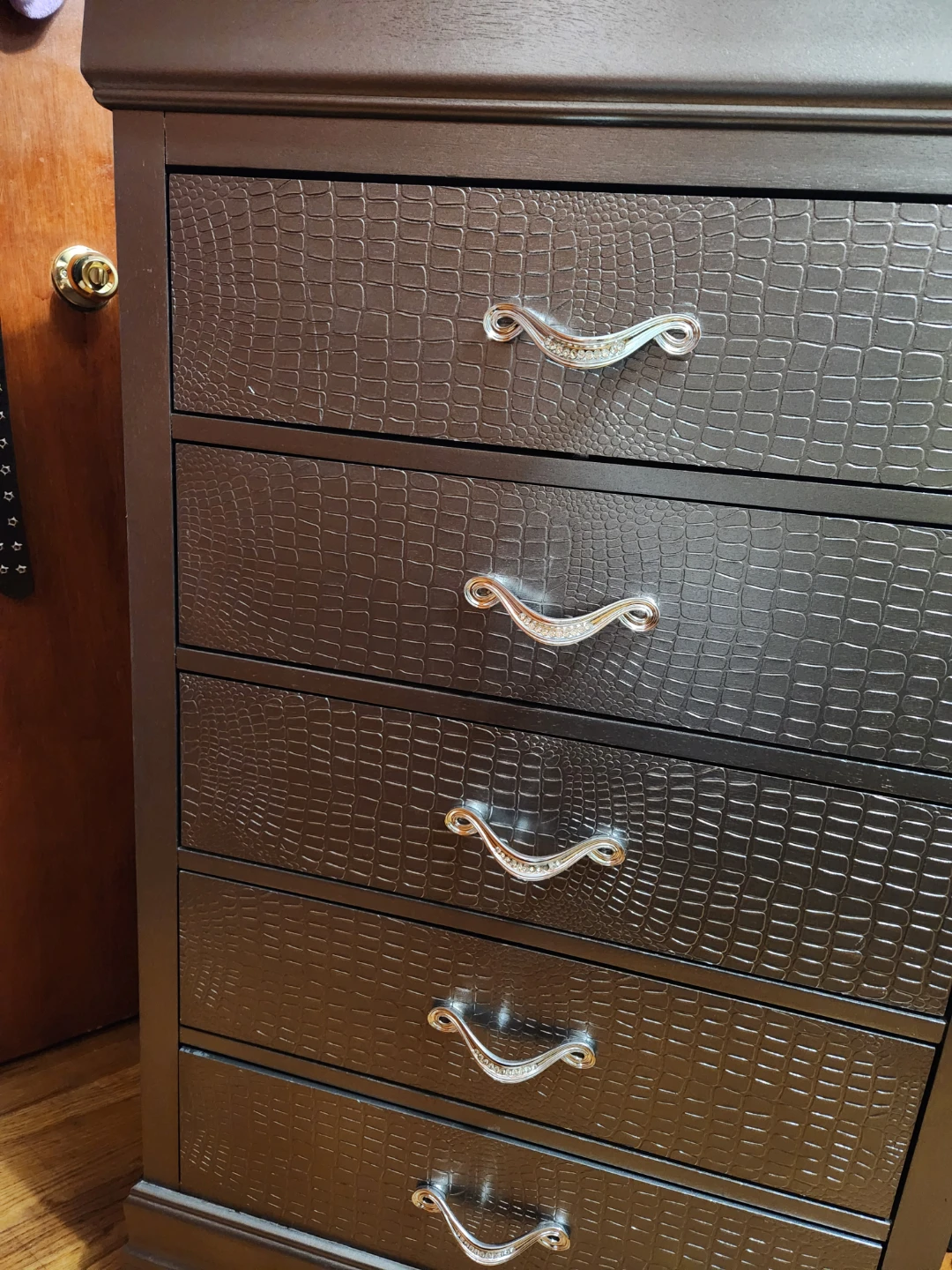Brown 5-Drawer Chest