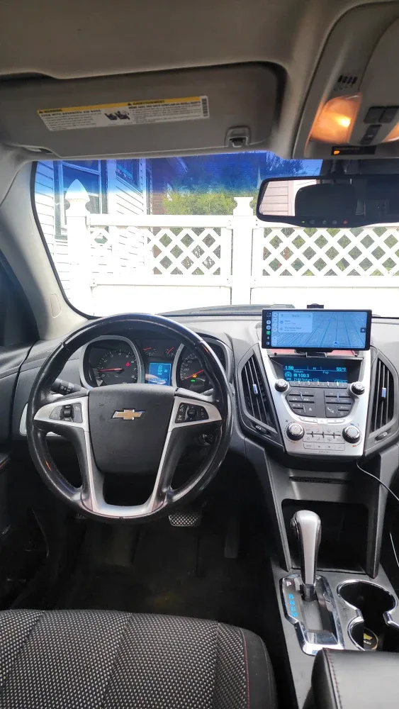 2010 Chevrolet Equinox LT AWD V6 image indicator(6)