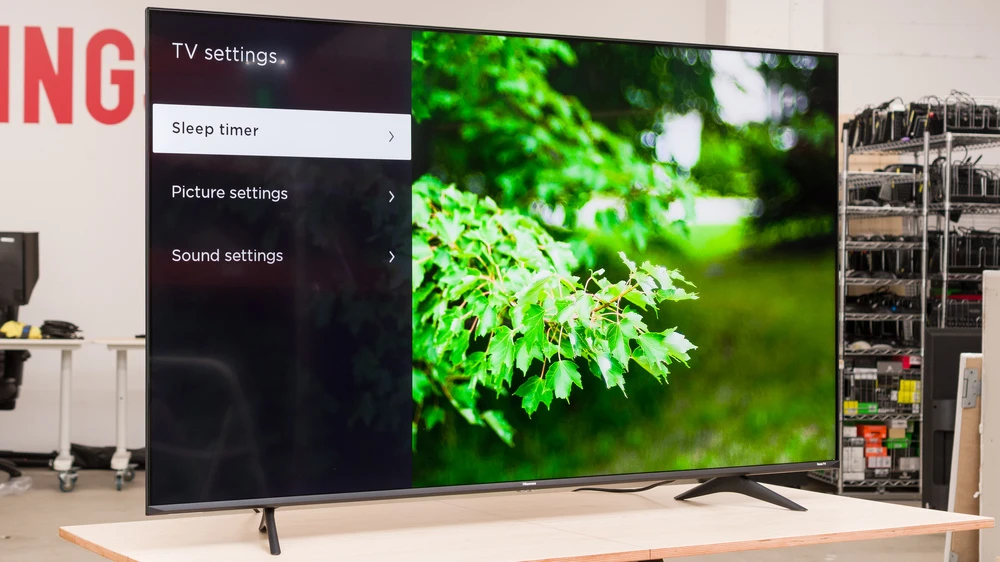 Hisense ULED 4K U6 55" TV new in box