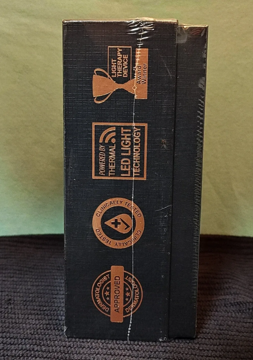 NIB GLO24K LED Beauty Therapy Device for Face & Neck image indicator(2)