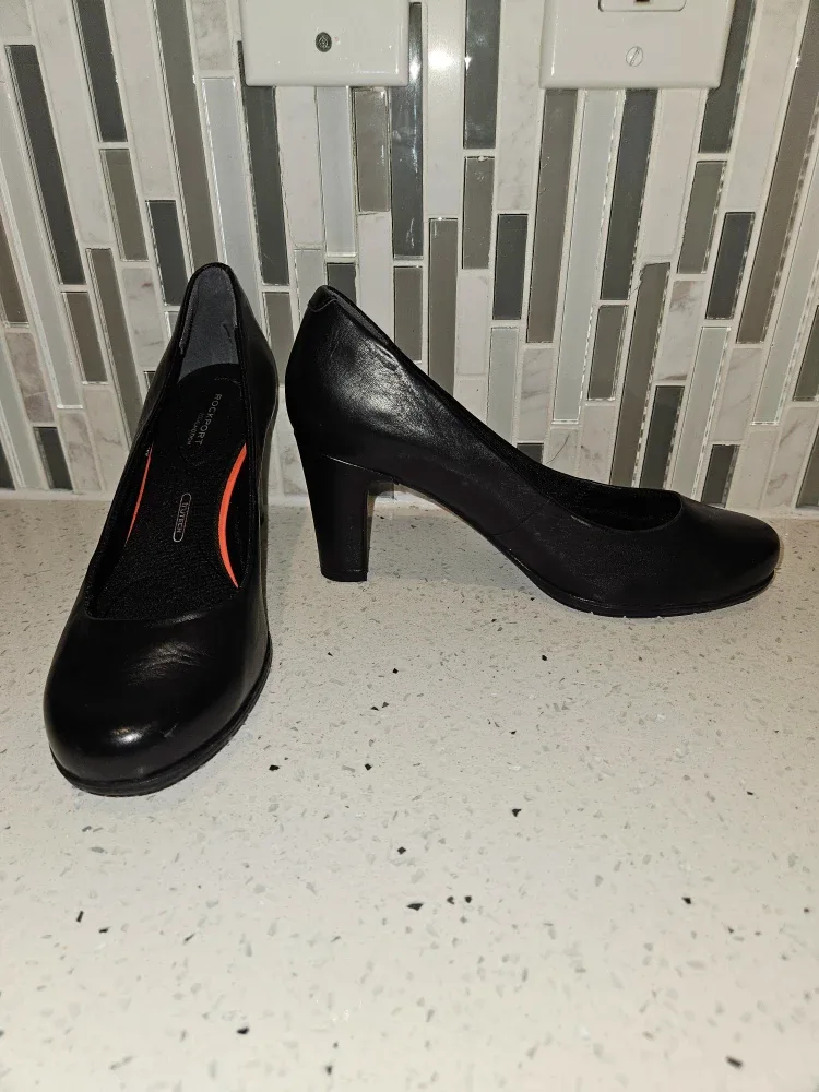 Rockport Total Motion Black Leather Heels