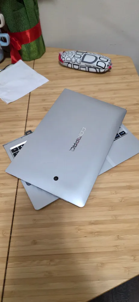 Compaq 2-in-1 Tablet/Laptop image indicator(7)