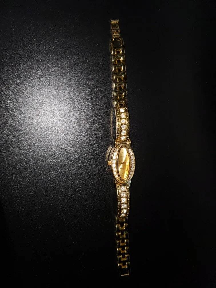 Kasda Quartz 2030 Gold Watch