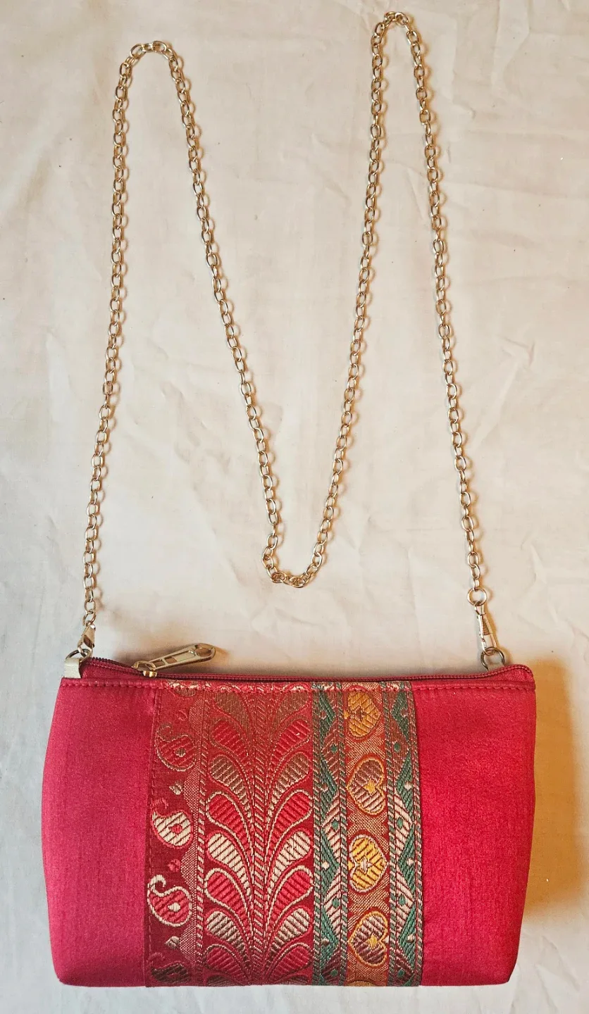 Red Clutch with Chain Strap 🔴 image indicator(2)