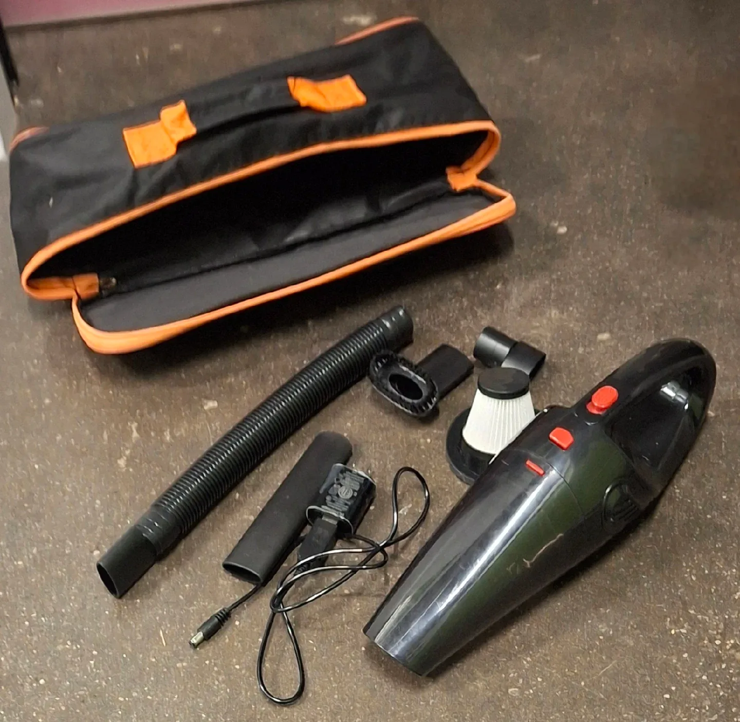 Portable Car Vacuum Cleaner with Accessories