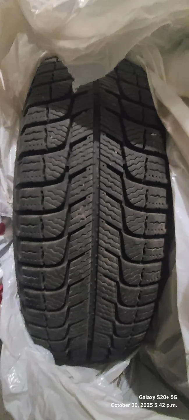 Michelin X-Ice 185/70R14 Studless Winter Tire image indicator(2)