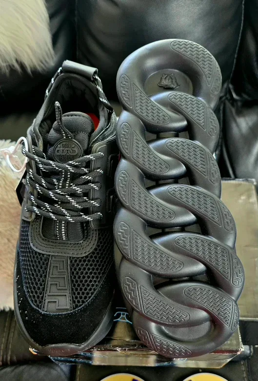 Brand new Versace Chain Reaction Triple Black Made in Italy 🇮🇹 image indicator(6)