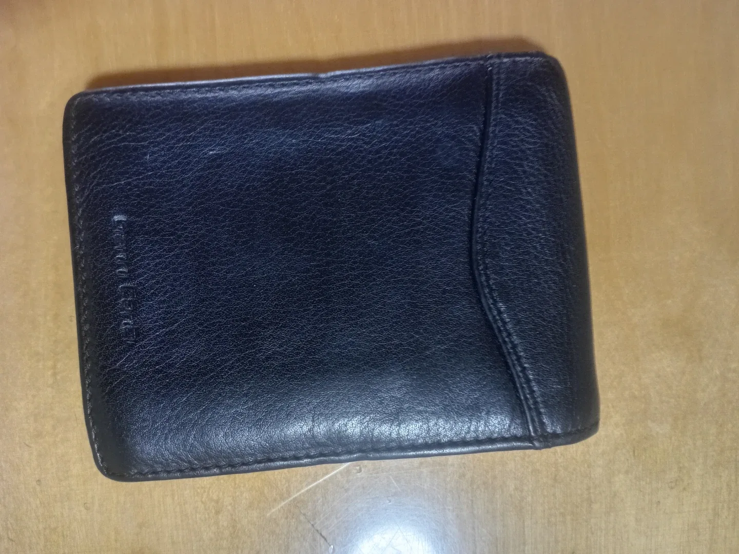 Kenneth Cole Reaction Black Leather Wallet thumbnail
