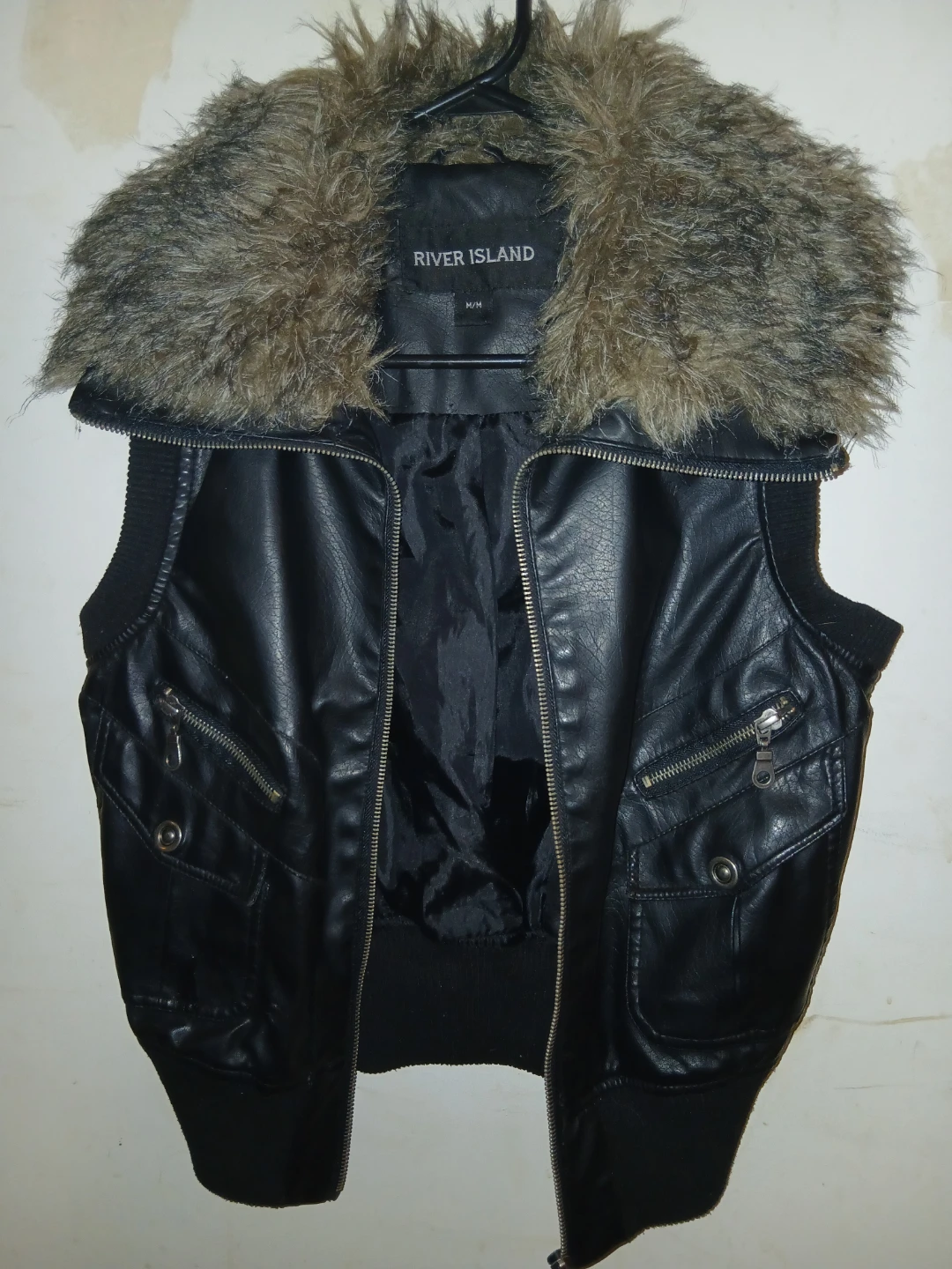 Women's Medium Black Faux Leather Vest w/Faux Fur Collar