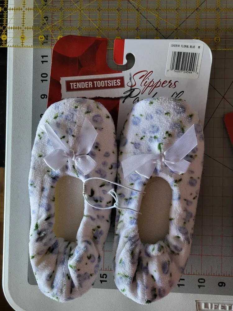 Tender Tootsies 2 Pairs Ballerina Slippers - Size M image indicator(4)