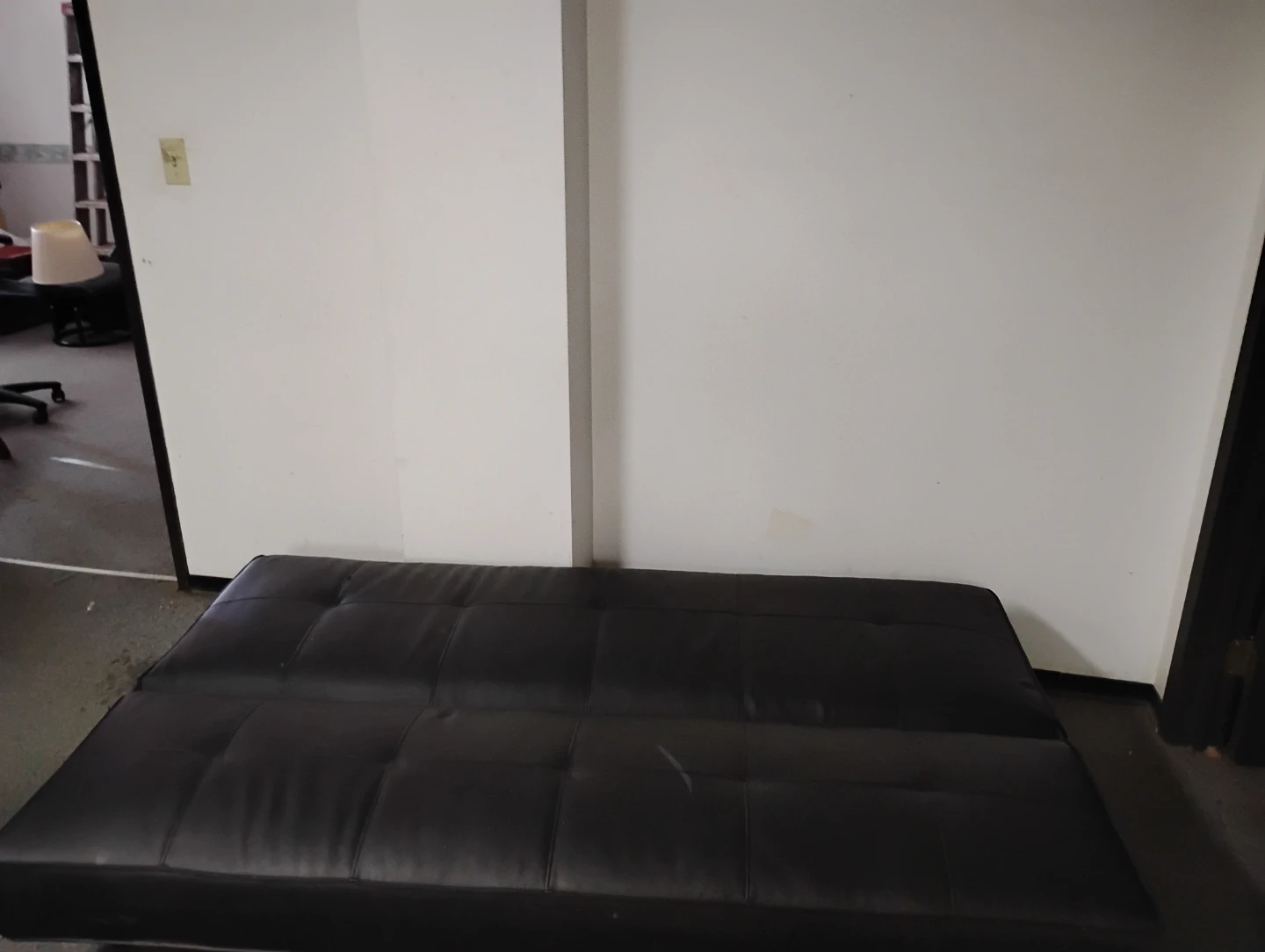 Black Futon - Great Condition! - photo 3