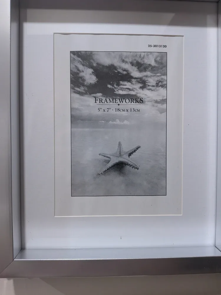 Frameworks 5" x 7" Picture Frame