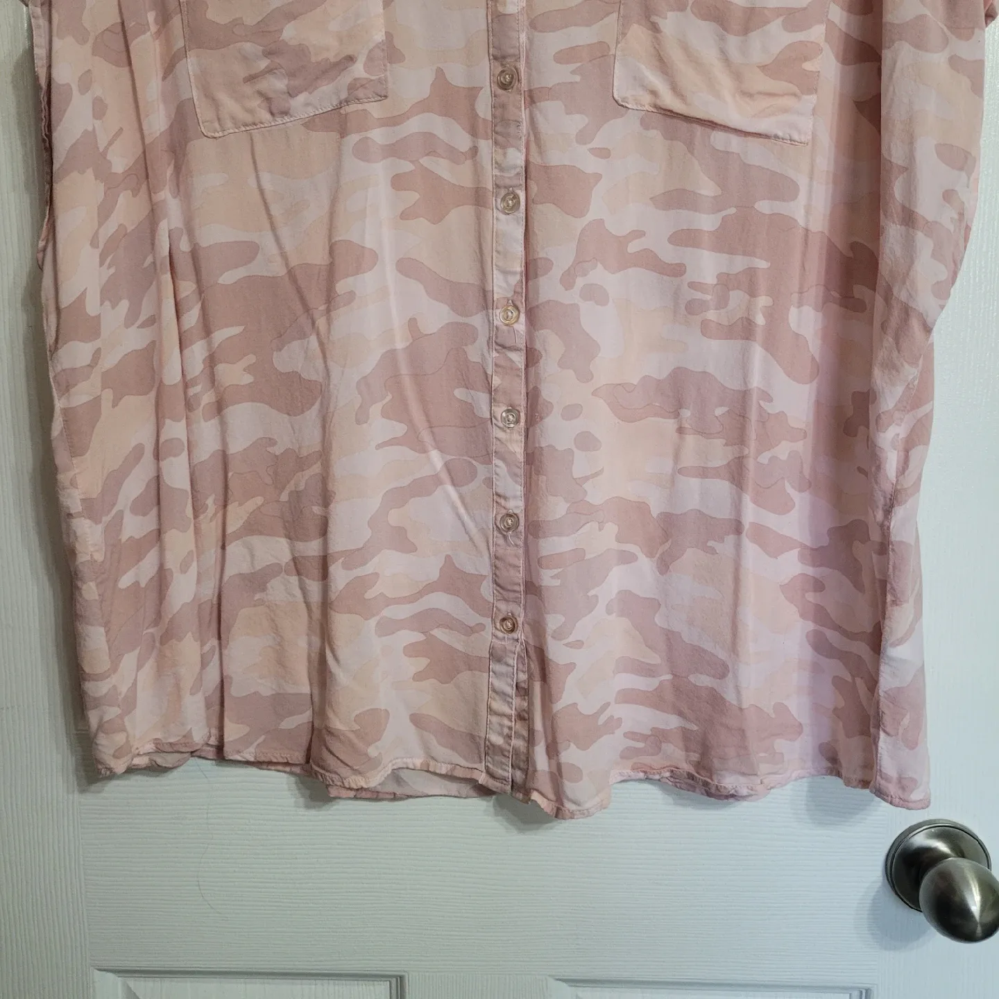 Ladies Size 4X Light Top image indicator(4)