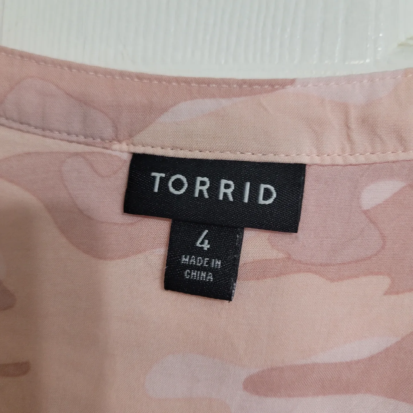 Ladies Size 4X Light Top image indicator(6)