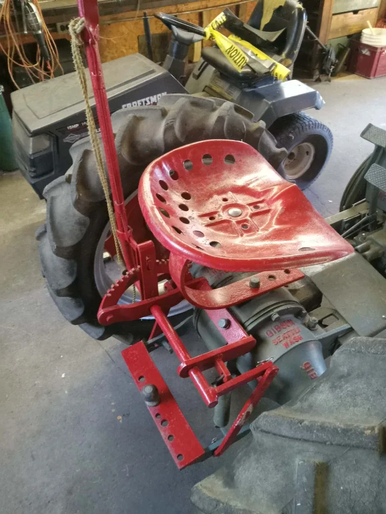 1946 Vintage Gibson Tractor image indicator(8)