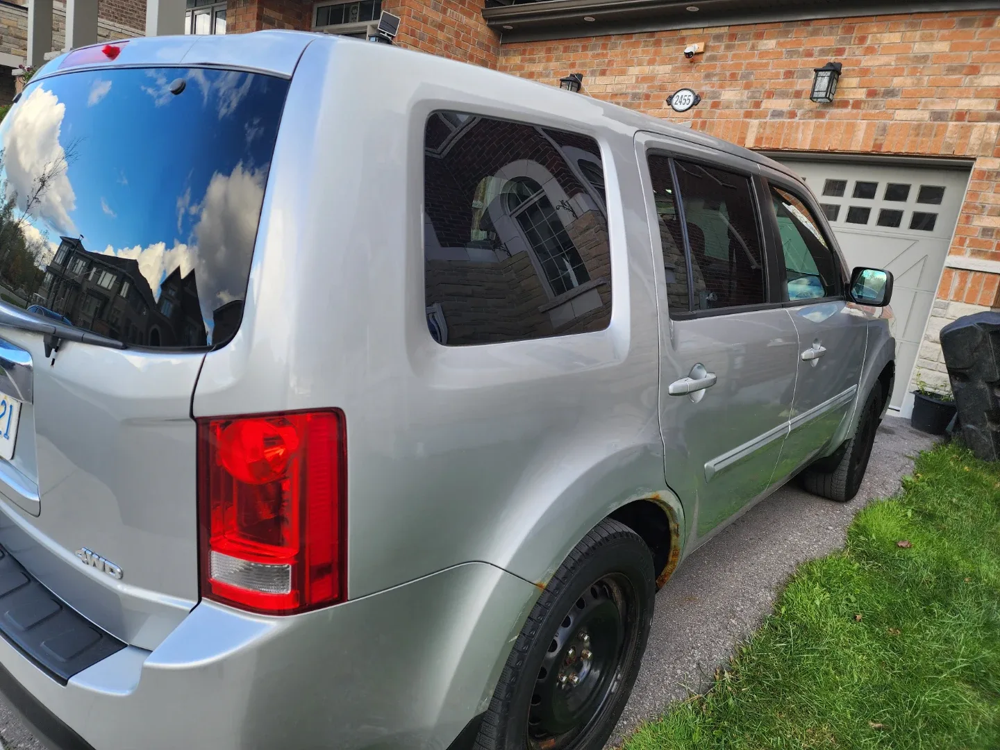 2013 Honda Pilot SUV - Silver image indicator(3)