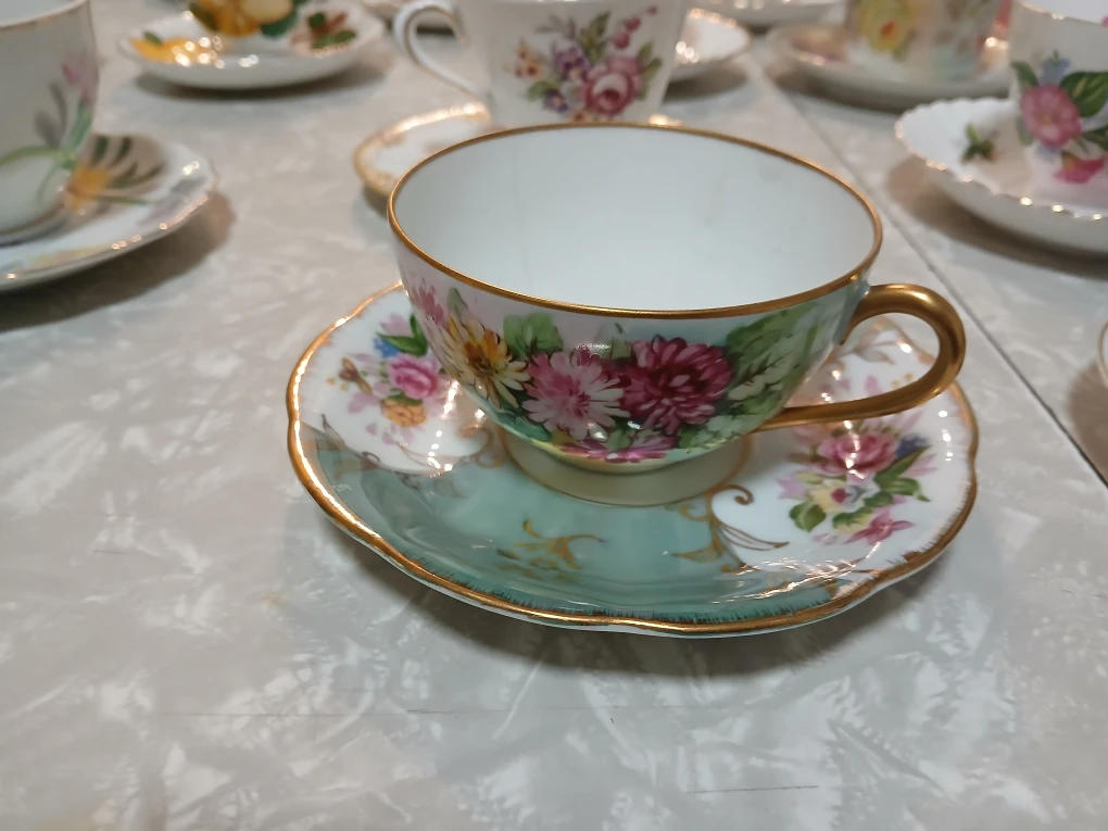 Vintage Floral Tea Cup & Saucer Set