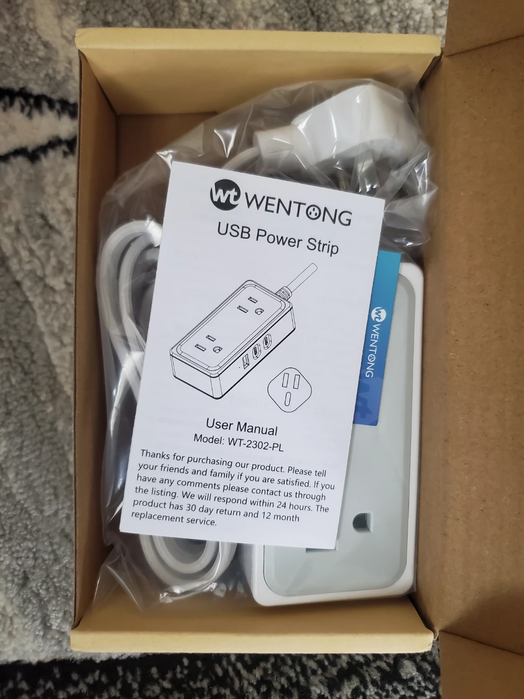 New Wentong Flat Plug Power Strip with USB Charger - photo 3