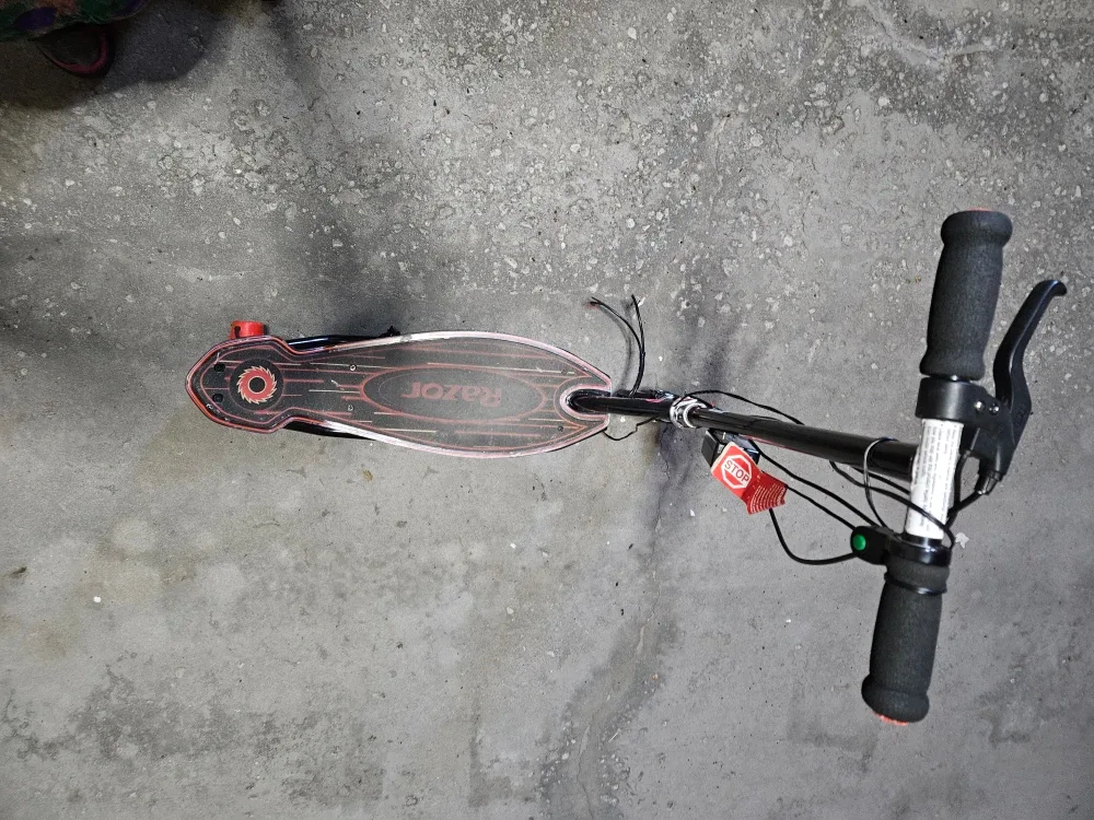 Razor Electric Scooter - For Parts