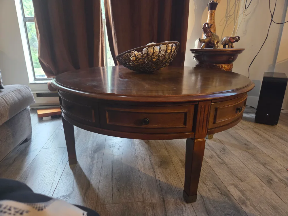 Round Wood Coffee Table with Drawers image indicator(3)