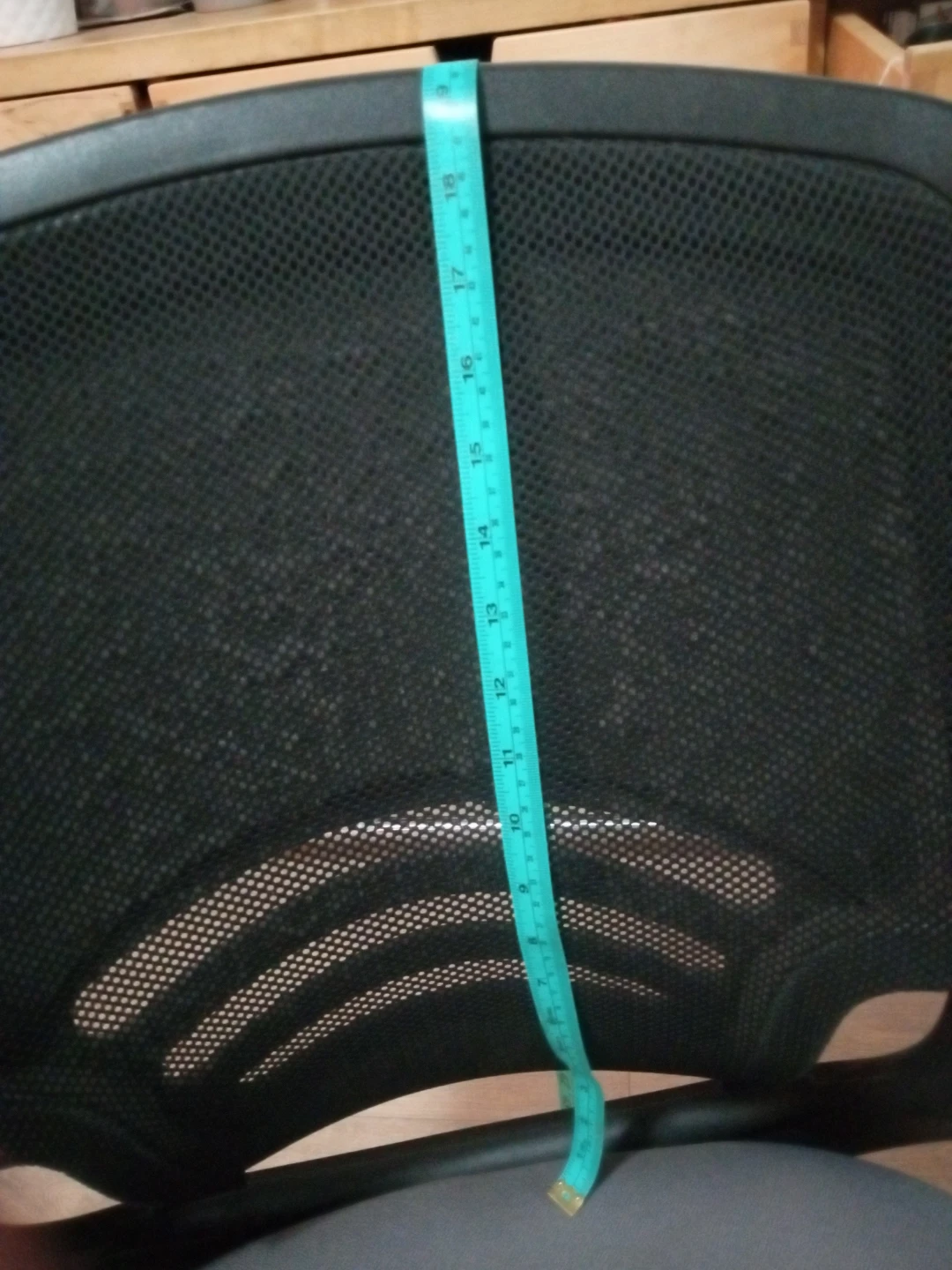 High quality office chair w arms and wheels - photo 2
