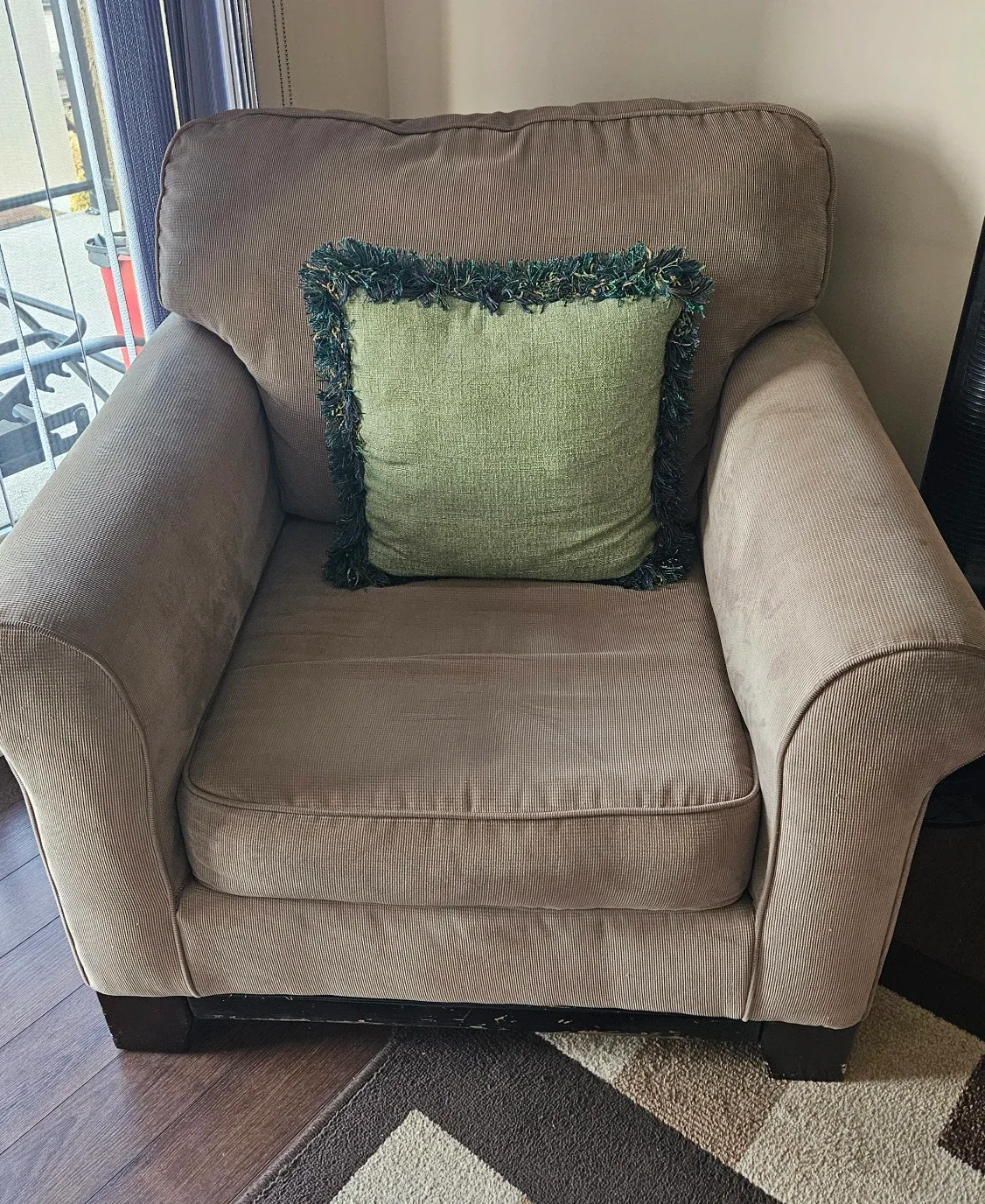 Comfy Beige Sofa & Armchair Set