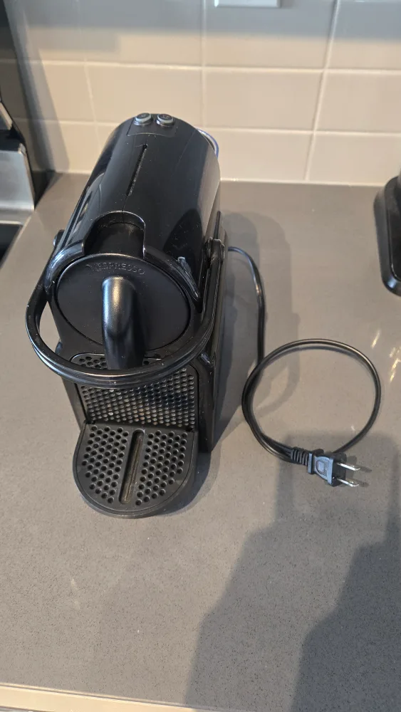 Original Nespresso Machine Pixi