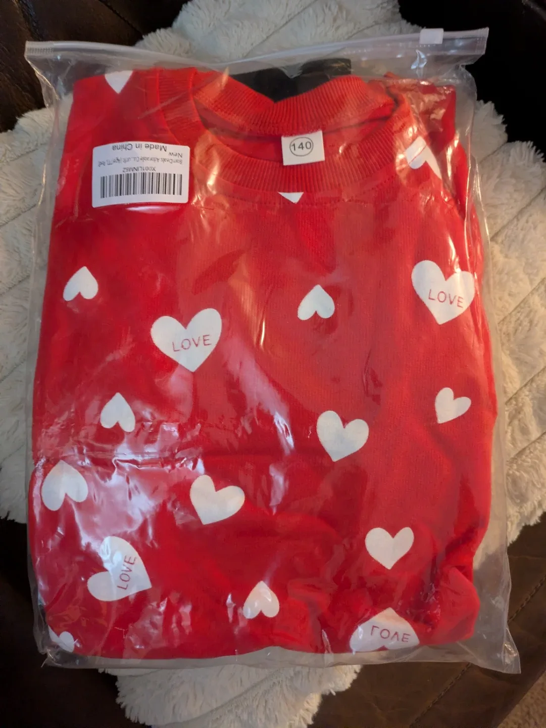 New Girls' Red Heart Outfit, Size 7 image indicator(2)