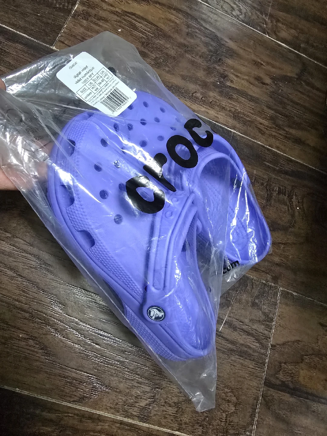 New Crocs Classic Clogs - Digital Violet, Women's 9
