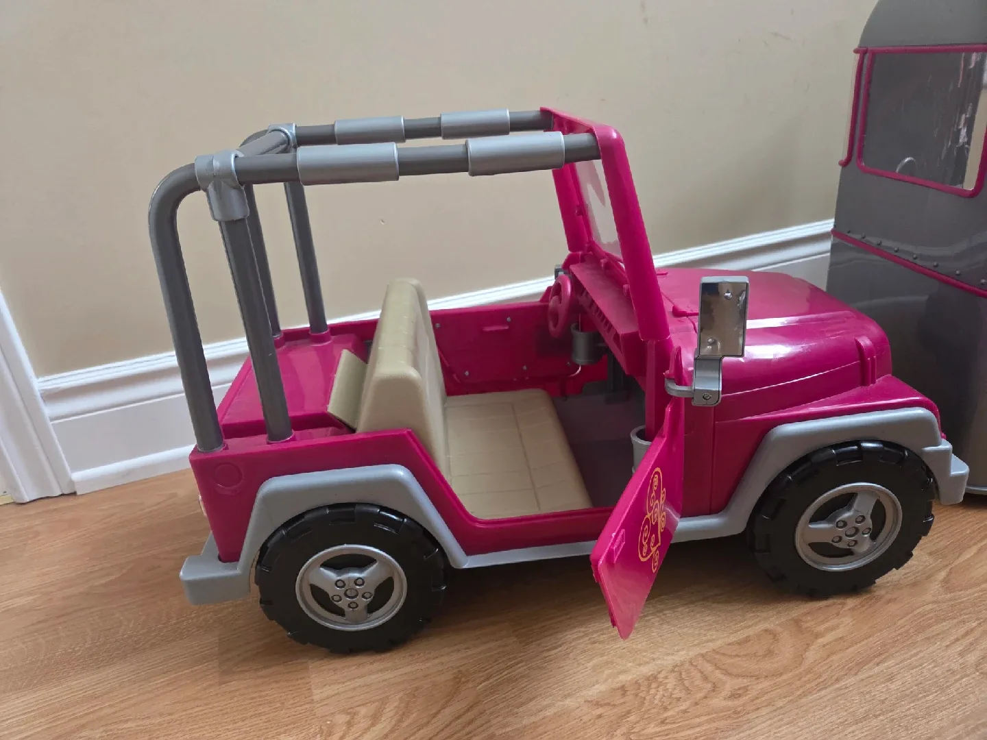 Our Generation Jeep and Camper image indicator(3)