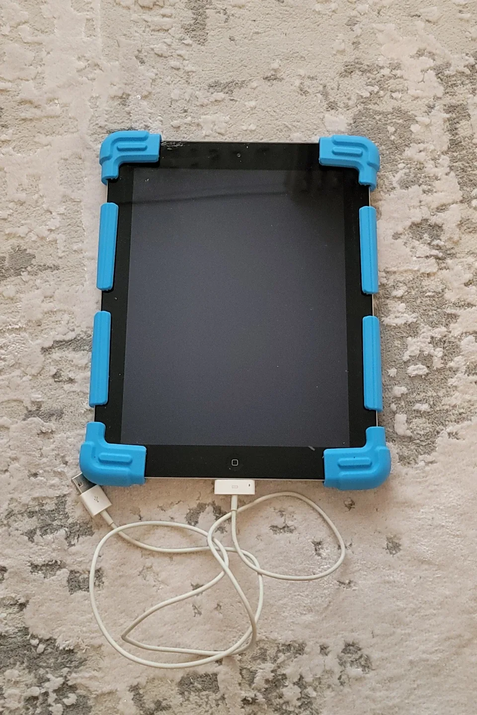 iPad 3rd gen 32GB Silver with cellular and wifi image indicator(4)