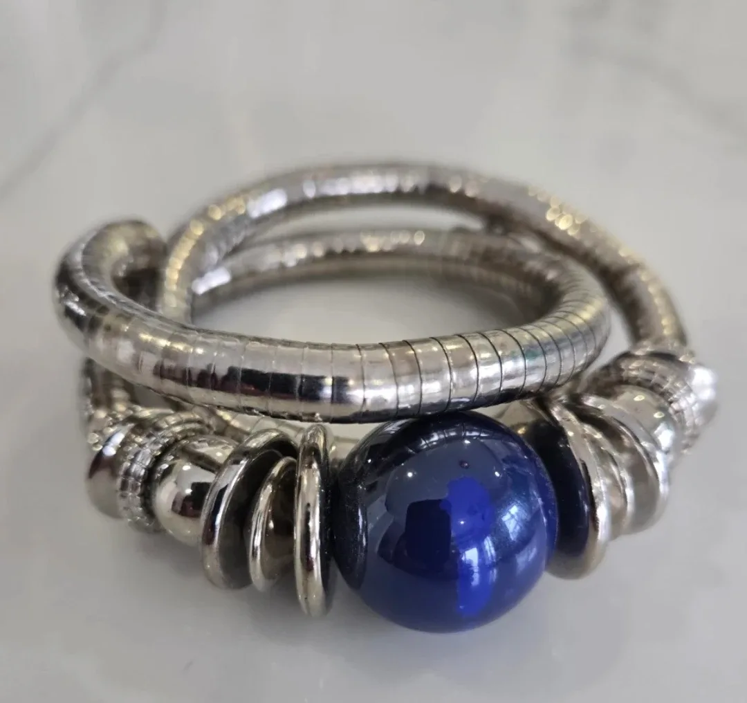 Silver Tone Bracelet with Blue Stone image indicator(2)