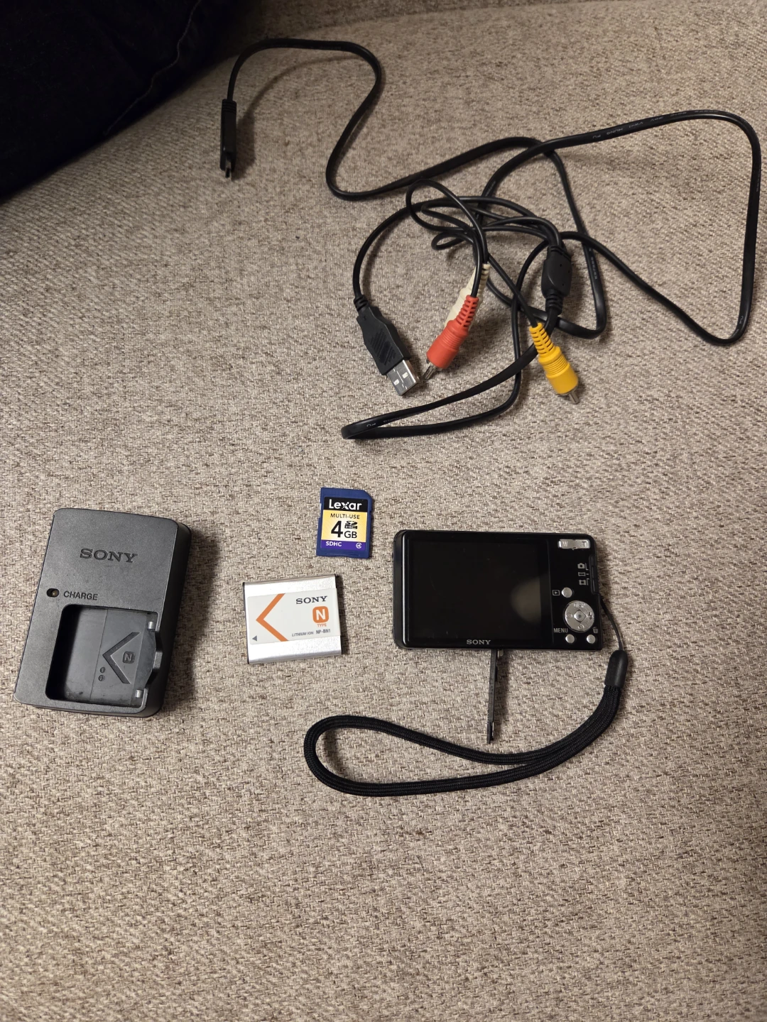 Sony Cyber-shot DSC-W350 14.1MP Digital Camera