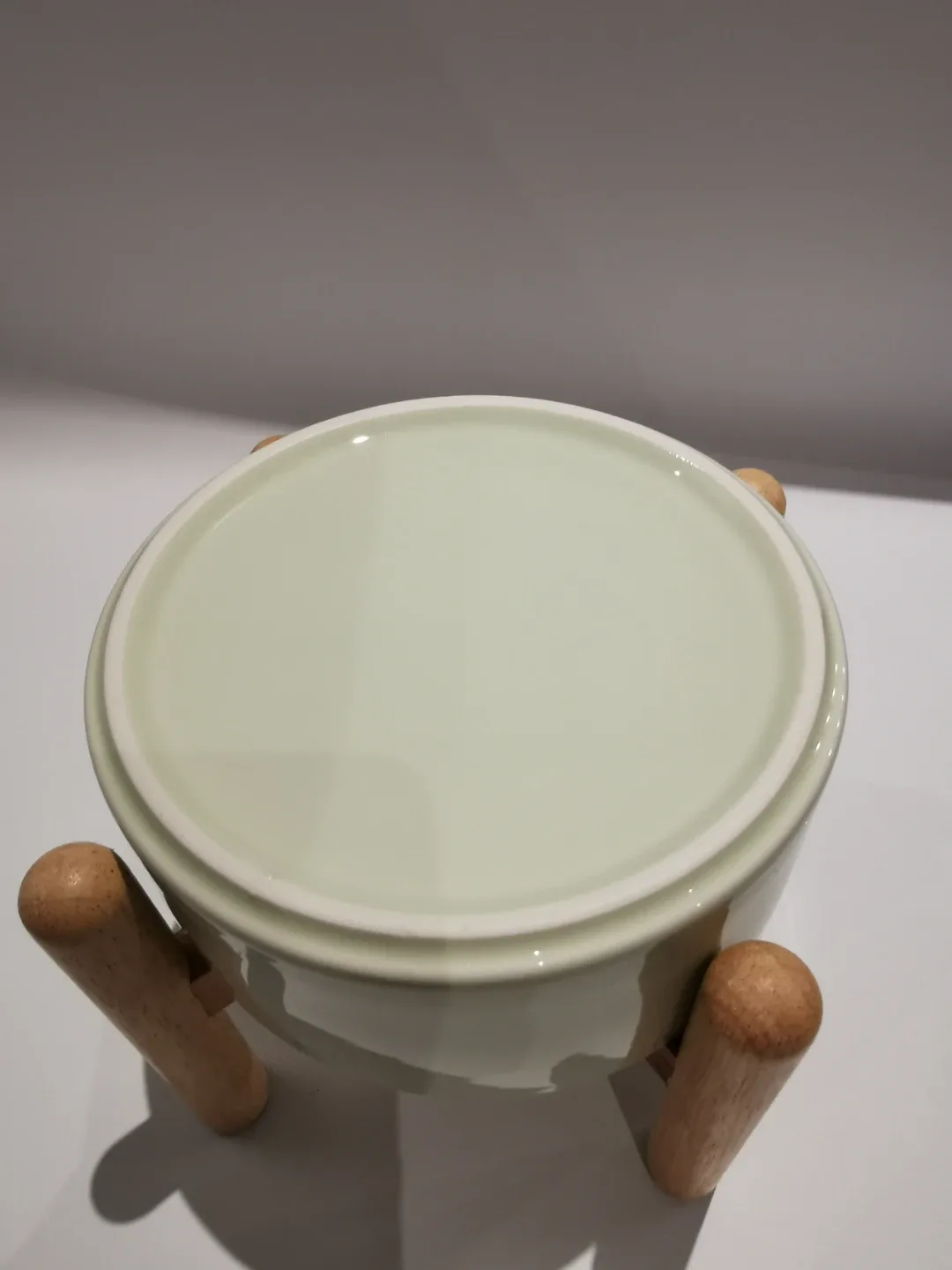 Elevated Pet Bowl with Wooden Stand image indicator(2)