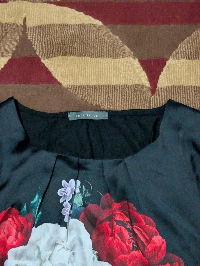 Suzy Shier Floral Print Long Sleeve Top image indicator(2)