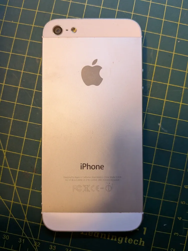 32GB iPhone 5 image indicator(2)