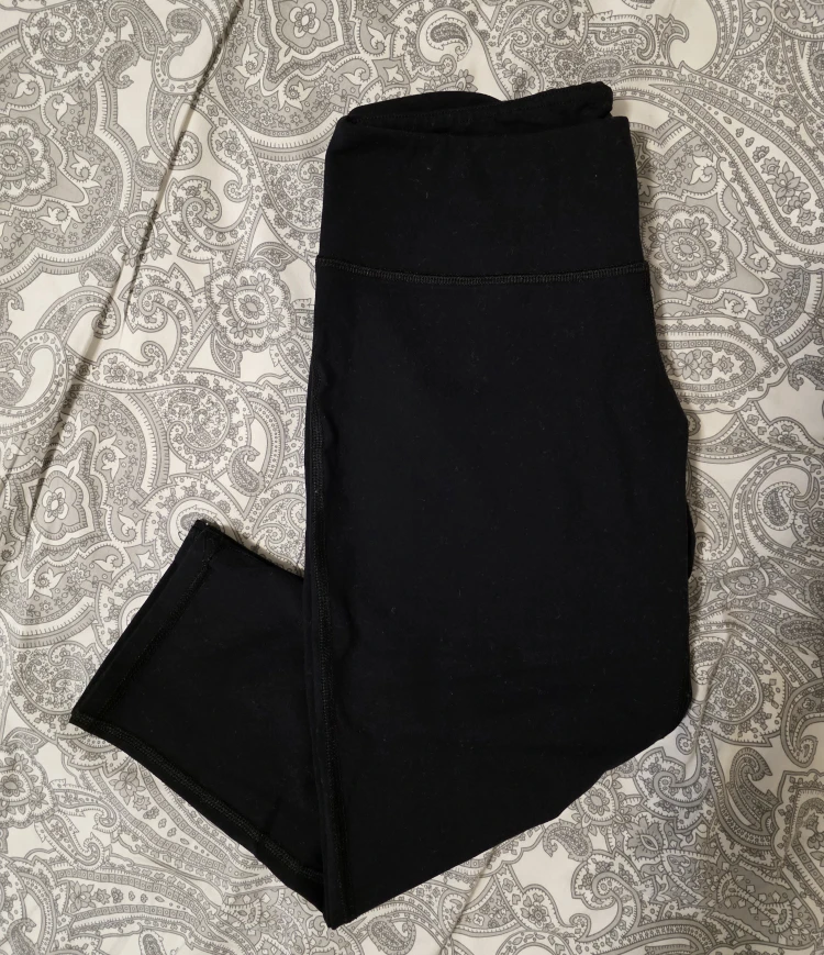 Black Crop Leggings - Size 2/ Extra Small - photo 2
