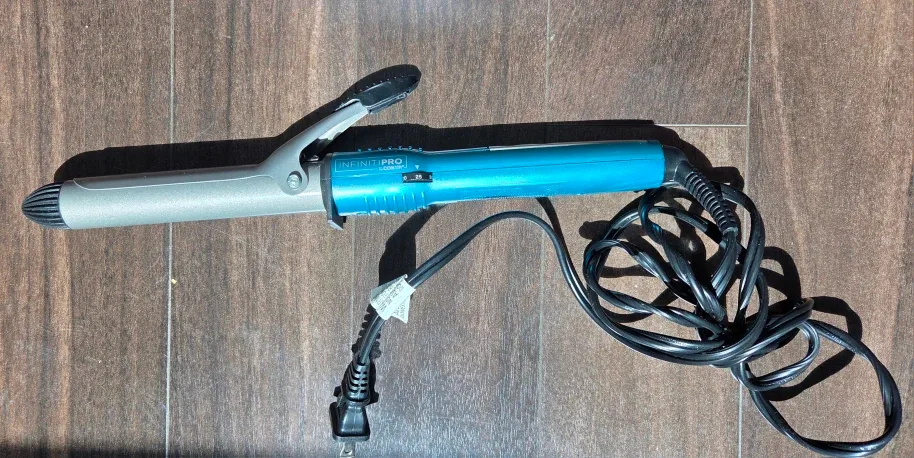 Infiniti Pro by Conair 1-inch Curling Iron image indicator(2)